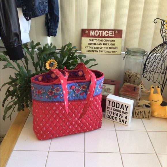 Handbags - Quilted Paisley Red Floral Tote